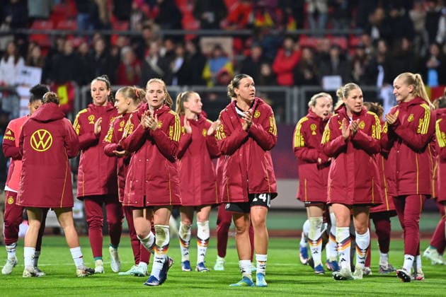 Schlussjubel,Teamfoto,Team,Mannschaft, Mannschaftsfoto, Fussball WM Qualifikation Frauen Deutschland - Oesterreich 5-1 am 14.04.2026 Max-Morlock-Stadion Nuernberg. Â