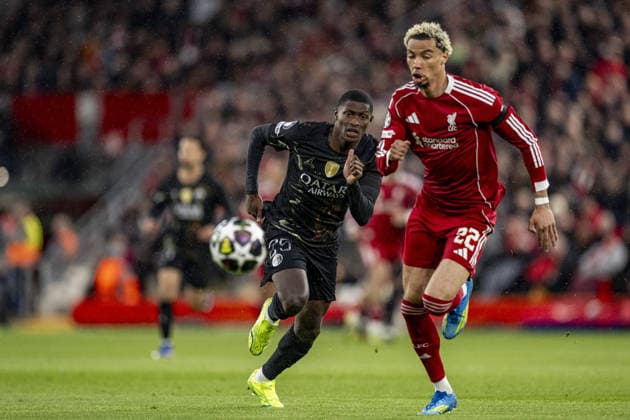 Liverpool v Paris Saint-Germain - UEFA Champions League 2025 26 LIVERPOOL, ENGLAND- APRIL 14: Hugo Ekitike of Liverpool and Nuno Mendes of Paris Saint-Germain fight for possession during a UEFA Champions League 2025 26 match between Liverpool and Paris Saint-Germain in Liverpool on April 14, 2026 (Photo by Will Palmer Sports Press Photo) LiverpoolUnited Kingdom  Copyright: xWillxPalmer SportsxPressxPhotox