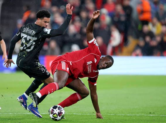 Liverpool FC v Paris Saint-Germain FC - UEFA Champions League 2025 26 Quarter-Final Second Leg Warren Zaire-Emery of Paris Saint-Germain and Ibrahima Konate of Liverpool challenge during the UEFA Champions League 2025 26 Quarter-Final Second Leg match between Liverpool FC and Paris Saint-Germain FC at Anfield on April 14, 2026 in Liverpool, England. WARNING! This Photograph May Only Be Used For Newspaper And Or Magazine Editorial Purposes. May Not Be Used For Publications Involving 1 player, 1 Club Or 1 Competition Without Written Authorisation From Football DataCo Ltd. For Any Queries, Please Contact Football DataCo Ltd on +44 (0) 207 864 9121 Liverpool Anfield England United Kingdom Copyright: xAllstarxPicturexLibraryxLtdx