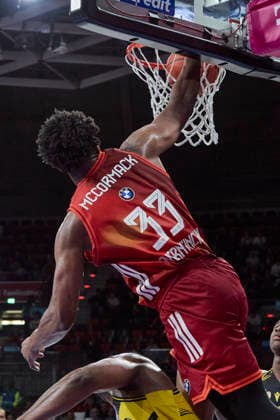Deutsche Basketball Bundesliga (BBL), FC Bayern München Basketball vs MHP RIESEN Ludwigsburg, München FC Bayern Basketball, Ludwigsburg MHP RIESEN, 2026-04-14 in München (SAP Garden) MCCORMACK David (FC Bayern München Basketball Center (C) Nr33-FCBB33) sportworld München SAP Garden Bayern Deutschland