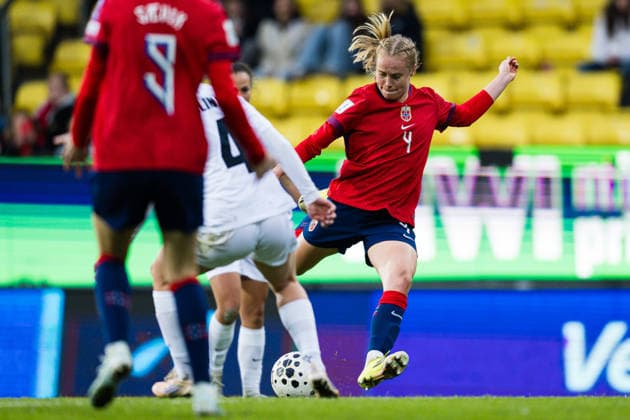 260414 Julie Blakstad of Norway during the FIFA Women s World Cup Qualifier football match between Norway and Slovenia on April 14, 2026 in Lillestrom. Photo: Marius Simensen BILDBYRAN COP 238 VG0919 bbeng dam FIFA World Cup, WM, Weltmeisterschaft, Fussball qualifiers football fotball fotboll landskamp norge norway slovenia slovenien soccer vm kvalik vm-kvalifisering kvinner Copyright: MARIUSxSIMENSEN BB260414BB963