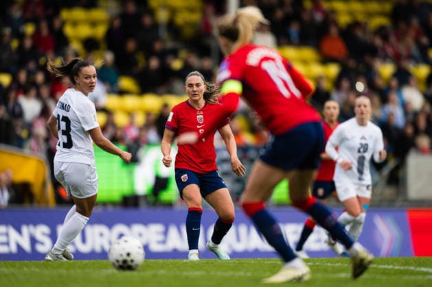 260414 Vilde Boe Risa of Norway during the FIFA Women s World Cup Qualifier football match between Norway and Slovenia on April 14, 2026 in Lillestrom. Photo: Marius Simensen BILDBYRAN COP 238 VG0919 bbeng dam FIFA World Cup, WM, Weltmeisterschaft, Fussball qualifiers football fotball fotboll landskamp norge norway slovenia slovenien soccer vm kvalik vm-kvalifisering kvinner Copyright: MARIUSxSIMENSEN BB260414ZQ003