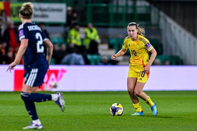 SOCCER WOMEN UEFA QUALIFIERS B4 MD3 SCOTLAND VS BELGIUM Jarne Teulings (10) of Belgium pictured during a women football game between the national teams of Scotland and Belgium , called the Red Flames , on the third match day in League B Group B4 in the league stage of the 2026-27 UEFA Women s European Qualifiers competition , on Tuesday 14 April 2026 in Edinburgh , Scotland . PHOTO SPORTPIX Stijn Audooren Edinburgh Easter Road Stadium Scotland  Copyright: xSportpix.bex xStijnxAudoorenxStijnxAudoorenx