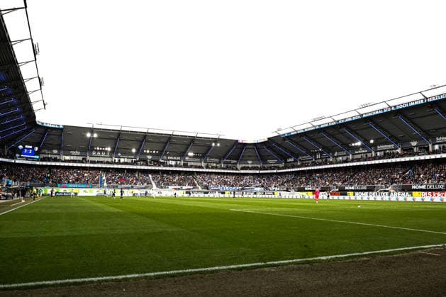 Innenraum Home Deluxe Arena - 2. Fußball Bundesliga Saison 2025-2026 SC Paderborn vs. 1. FC Magdeburg in der Home Deluxe Arena in Paderborn - Aktion,Fußball,Mann,Männer,Deutschland,12.04.2026 *** Indoor Home Deluxe Arena 2 Soccer Bundesliga Season 2025 2026 SC Paderborn vs 1 FC Magdeburg in the Home Deluxe Arena in Paderborn Action,Soccer,Man,Men,Germany,12 04 2026