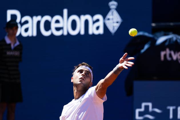 April 15, 2026, Barcelona, Barcelona, Spain: Tomas Martin Etcheverry serves during the round of 16 match of the Barcelona Open Banc Sabadell ATP, Tennis Herren 500 tennis tournament at Real Club de Tenis Barcelona on April 15, 2026 in Barcelona, Spain. Barcelona Open Banc Sabadell 2026 - ATP 500  - ZUMAs316 20260415_znp_s316_011 Copyright: xMartixSeguraxRamonedax
