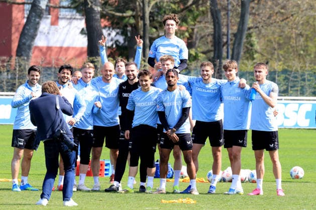 DEU, DFL, 2. FBL, Hertha BSC , Training 15.04.2026, Berliner Olympiastadion, Berlin, DEU, DFL, 2. FBL, Hertha BSC , Training im Bild Siegergruppenfoto, Hertha-Spielerkreis DFL - regulations prohibit any use of Photographs as image sequences and or quasi-video