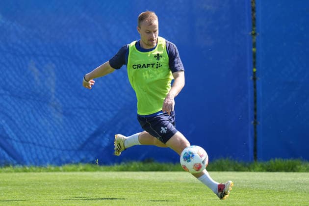 Fabian Holland (SV Darmstadt 98) - 15.04.2026 2. Bundesliga, Saison 25 26: SV Darmstadt 98 Training, Stadion am Boellenfalltor, emonline, emspor,