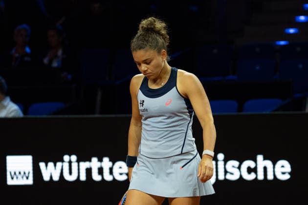 Jasmine Paolini (ITA) im Bild, enttäuscht, Enttäuschung, GER, Zeynep Sonmez vs. Jasmine Paolini, Tennis, ATP, Tennis Herren Turnier, WTA, Tennis Damen 500, Porsche Tennis Grand-Prix, 15.04.2026, GER, Zeynep Sonmez vs. Jasmine Paolini, Tennis, ATP-Turnier, WTA 500, Porsche Tennis Grand-Prix, 15.04.2026, Stuttgart Copyright: xEibner-Pressefoto EdwardxCheungx EP_ECG