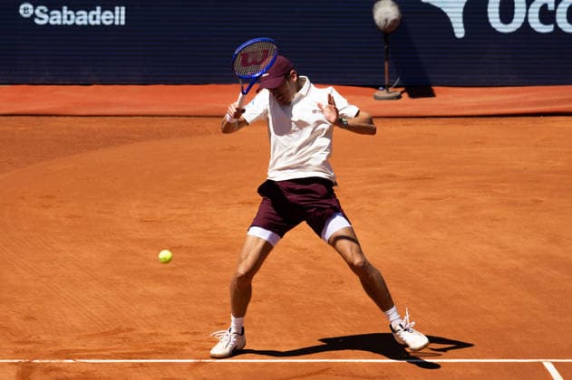 April 15, 2026, Barcelona, Barcelona, Spain: Alex De Minaur in action during the round of 16 match of the Barcelona Open Banc Sabadell ATP, Tennis Herren 500 tennis tournament at Real Club de Tenis Barcelona on April 15, 2026 in Barcelona, Spain. Barcelona Open Banc Sabadell 2026 - ATP 500  - ZUMAs316 20260415_znp_s316_071 Copyright: xMartixSeguraxRamonedax