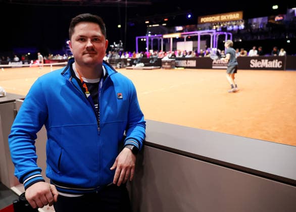 15.04.2026, Deutschland, Stuttgart, Porsche Tennis Grand Prix 2026, Tim Bücking (Platzwart)
