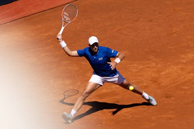 April 15, 2026, Barcelona, Barcelona, Spain: Hamad Medjedovic in action during the round of 16 match of the Barcelona Open Banc Sabadell ATP, Tennis Herren 500 tennis tournament at Real Club de Tenis Barcelona on April 15, 2026 in Barcelona, Spain. Barcelona Spain - ZUMAs316 20260415_znp_s316_061 Copyright: xMartixSeguraxRamonedax