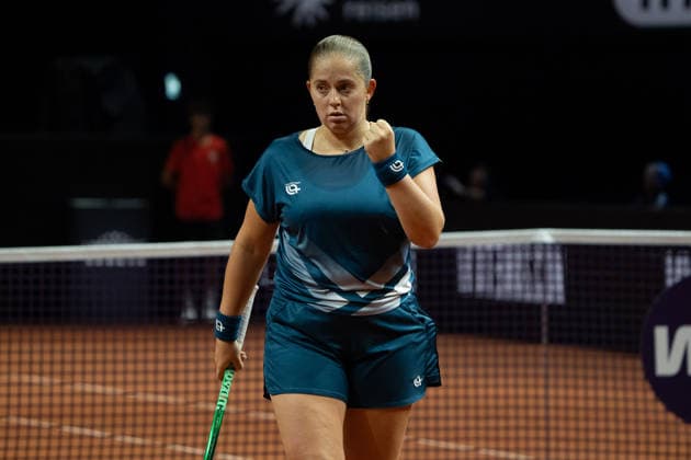 Jelena Ostapenko (LAT), Jubel, Freude, Emotion, Geste, GER, Jelena Ostapenko vs. Mirra Andreeva, Tennis, ATP, Tennis Herren Turnier, WTA, Tennis Damen 500, Porsche Tennis Grand-Prix, 15.04.2026, GER, Jelena Ostapenko vs. Mirra Andreeva, Tennis, ATP-Turnier, WTA 500, Porsche Tennis Grand-Prix, 15.04.2026, Stuttgart Copyright: xEibner-Pressefoto EdwardxCheungx EP_ECG