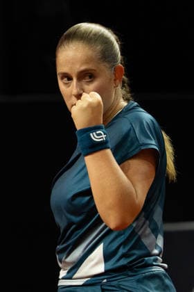 Jelena Ostapenko (LAT), Jubel, Freude, Emotion, Geste, GER, Jelena Ostapenko vs. Mirra Andreeva, Tennis, ATP, Tennis Herren Turnier, WTA, Tennis Damen 500, Porsche Tennis Grand-Prix, 15.04.2026, GER, Jelena Ostapenko vs. Mirra Andreeva, Tennis, ATP-Turnier, WTA 500, Porsche Tennis Grand-Prix, 15.04.2026, Stuttgart Copyright: xEibner-Pressefoto EdwardxCheungx EP_ECG