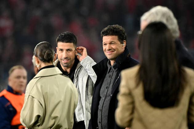15.04.2026, xemx, Fussball UEFA Champions League, FC Bayern Muenchen - Real Madrid v.l. Sami Khedira und Michael Ballack (DFL DFB REGULATIONS PROHIBIT ANY USE OF PHOTOGRAPHS as IMAGE SEQUENCES and or QUASI-VIDEO) Muenchen