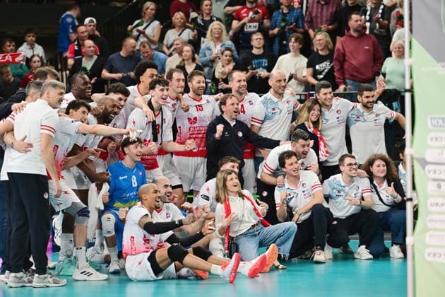 GER; VB, CEV Cup, Finale, SVG Lueneburg vs Gas Sales Bluenergy Volley Piacenza, 15.04.2026, GER;VB, CEV Cup, Finale, SVG Lueneburg vs Gas Sales Bluenergy Volley Piacenza, im Bild die Mannschaft aus Piacenza jubelt ueber den Sieg