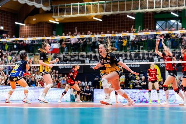 15.04.2026, GER, Volleyball, 1.Bl, Frauen, Saison 25 26, Finale PlayOff (Best of 5), VfB 91 Suhl Lotto Thueringen - Dresdner SC der VfB Suhl gewinnt das Heimspiel in 3:0 Saetzen gegen den Dresdner SC, mit im Bild Lara Nagels (VfB 91 Suhl Lotto Thueringen) 98527 Suhl Sporthalle Wolfsgrube Thüringen Deutschland