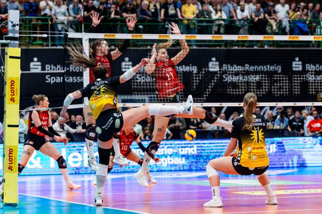 15.04.2026, GER, Volleyball, 1.Bl, Frauen, Saison 25 26, Finale PlayOff (Best of 5), VfB 91 Suhl Lotto Thueringen - Dresdner SC der VfB Suhl gewinnt das Heimspiel in 3:0 Saetzen gegen den Dresdner SC, mit im Bild Mackenzie Foley (VfB 91 Suhl Lotto Thueringen) 98527 Suhl Sporthalle Wolfsgrube Thüringen Deutschland