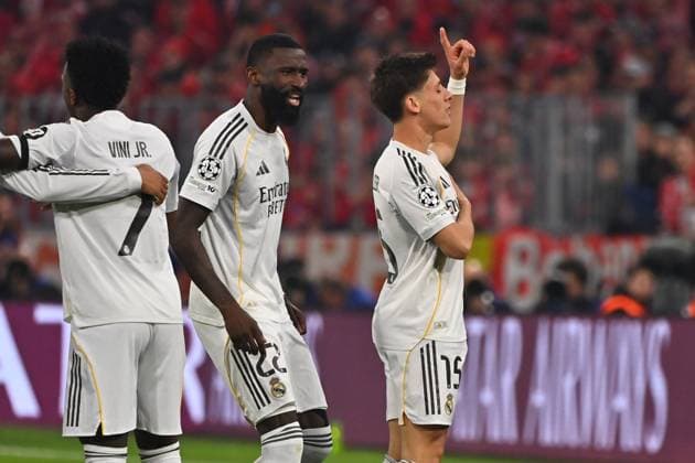 Torjunel Arda GUELER (Real Madrid) mit Antonio RUEDIGER (Real Madrid) nach Tor zum 0-1, Jubel,Freude,Begeisterung,Aktion, Fussball Champions League,Saison 2025 26, Viertelfinale FC Bayern-Muenchen -Real Madrid am 15.04.2026 A L L I A N Z A R E N A.
