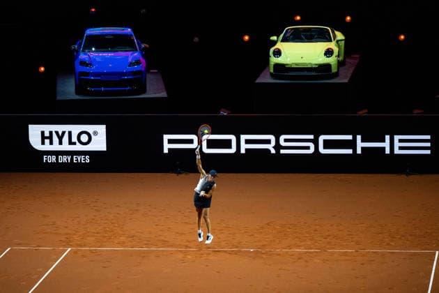 Iga Swiatek (Polen) im Bild, Laura Siegemund (Deutschland) vs Iga Swiatek (Polen), GER, Porsche Tennis Grand Prix Stuttgart, WTA, Tennis Damen 500, 15.04.2026 GER, Porsche Tennis Grand Prix Stuttgart, WTA 500, 15.04.2026 Stuttgart Copyright: xEibner-Pressefoto Memmlerx EP_MMR
