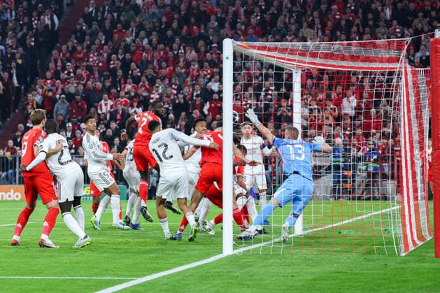 GER, CL Viertelfinale FC Bayern Muenchen (GER) vs Real Madrid (ESP) 15.04.2026, Allianz Arena, München, GER, CL Viertelfinale FC Bayern Muenchen (GER) vs Real Madrid (ESP), im Bild picture shows Tor zum 1:1 durch Aleksandar Pavlovic (FC Bayern Muenchen 45)
