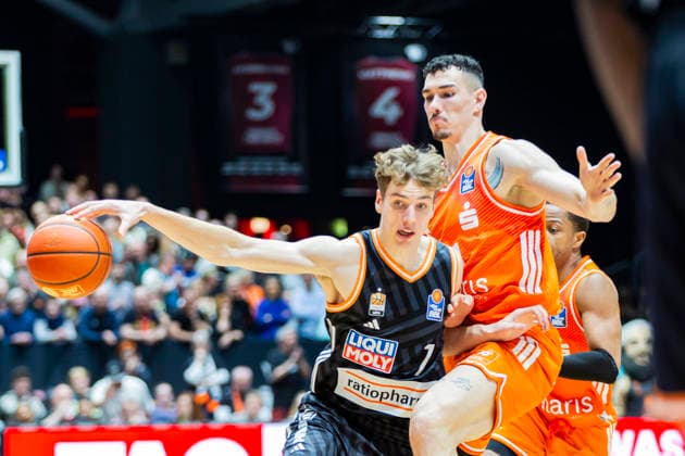 15.04.2026, xomx, Basketball easyCredit BBL Bundesliga, Niners Chemnitz - RATHIOPHARM Ulm v.l. Chemnitz