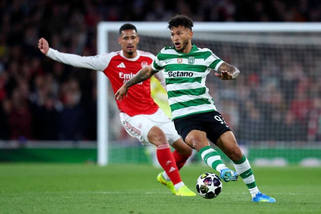 Arsenal FC v Sporting Clube de Portugal - UEFA Champions League 2025 26 Quarter-Final Second Leg William Saliba of Arsenal and Luis Suarez of Sporting Clube de Portugal on the ball during the UEFA Champions League 2025 26 Quarter-Final Second Leg match between Arsenal FC and Sporting Clube de Portugal at Arsenal Stadium on April 15, 2026 in London, England. WARNING! This Photograph May Only Be Used For Newspaper And Or Magazine Editorial Purposes. May Not Be Used For Publications Involving 1 player, 1 Club Or 1 Competition Without Written Authorisation From Football DataCo Ltd. For Any Queries, Please Contact Football DataCo Ltd on +44 (0) 207 864 9121 London Arsenal Stadium England United Kingdom Copyright: xAllstarxPicturexLibraryxLtdx