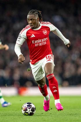LONDON, ENGLAND - APRIL 15: Eberechi Eze of Arsenal controls the ball during a UEFA Champions League 2025-26 match between Arsenal and Sporting CP at Emirates Stadium on April 15, 2026 in London, England. (Photo by Pedro Loureiro Sports Press Photo)  Copyright: xPedroxLoureiro SportsxPressxPhotx Sportspressphoto_SPR130401