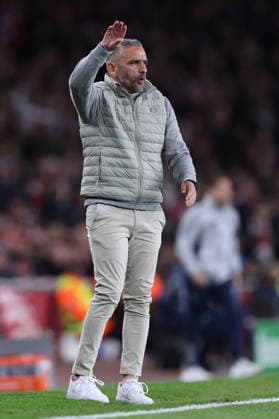 London, England, 15th April 2026. Rui Borges manager of Sporting Lisbon during the Arsenal vs Sporting Lisbon UEFA Champions League quarter final 2nd leg match at the Emirates Stadium, London. Picture credit should read: David Klein Sportimage EDITORIAL USE ONLY. No use with unauthorised audio, video, data, fixture lists, club league logos or live services. Online in-match use limited to 120 images, no video emulation. No use in betting, games or single club league player publications. SPI_035_DK_Arsenal_Sporting_Lisbon SPI-4686-0035