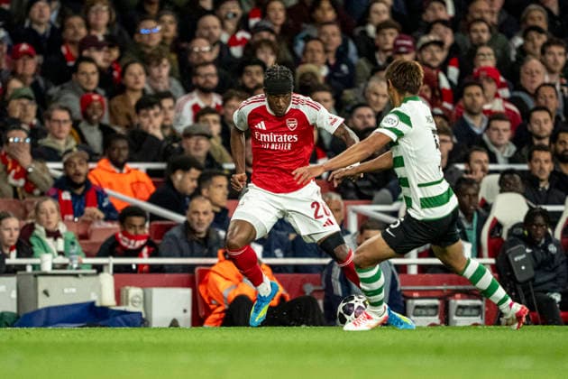 LONDON, ENGLAND - APRIL 15: Noni Madueke of Arsenal controls the ball during a UEFA Champions League 2025-26 match between Arsenal and Sporting CP at Emirates Stadium on April 15, 2026 in London, England. (Photo by Pedro Loureiro Sports Press Photo)  Copyright: xPedroxLoureiro SportsxPressxPhotx Sportspressphoto_SPR130408