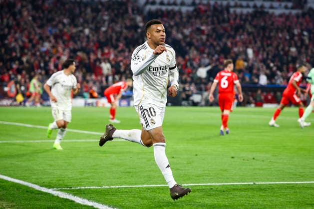 Bayern Munich v Real Madrid, UEFA Champions League Real Madrid forward Kylian MbappÃ (10) scores a GOAL 2-3 and celebrates during the Bayern Munich v Real Madrid UEFA Quarter-Final 2nd-Leg Champions League match at Allianz Arena, Munich, Germany on 15 April 2026 Credit: Ian Stephen Every Second Media Editorial use only. All images are copyright Every Second Media Limited. No images may be reproduced without prior permission. Copyright: xIMAGO EveryxSecondxMediax ESM-1914-0027 IanxStephenx xEveryxSecondxMediax