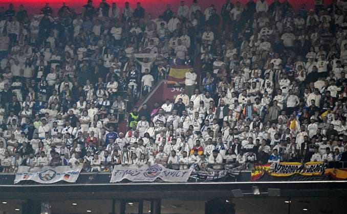 15.04.2026, Fussball UEFA Championsleague 2025 2026: Viertelfinale Rückspiel, FC Bayern München - Real Madrid, in der Allianz-Arena München, Die Fans aus Madrid