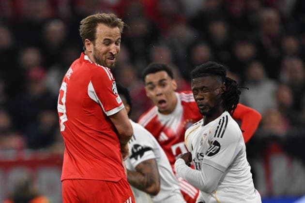 Bayern Munich v Real Madrid - UEFA Champions League Quarter-final MUNICH, GERMANY - APRIL 15: Bayern Munich s Harry Kane (L) in action against Eduardo Camavinga (R) of Real Madrid during the UEFA Champions League 2025 26 Quarter-Final Second Leg match between FC Bayern Munich and Real Madrid CF at Football Arena Munich on April 15, 2026 in Munich, Germany. Halil Sagirkaya Anadolu Munich Germany. Editorial use only. Please get in touch for any other usage.  Copyright: x2026xAnadoluxHalilxSagirkayax