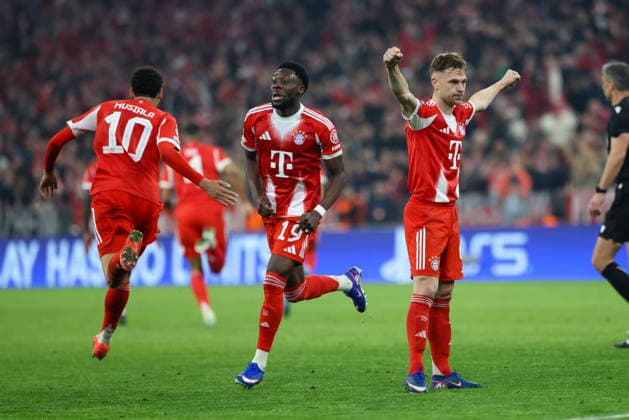 Jubel zum Tor zum 3:3 durch Luis Diaz (FC Bayern Muenchen, 14), Joshua Kimmich (FC Bayern Muenchen, 06), Alphonso Davies (FC Bayern Muenchen, 19), GER, FC Bayern Muenchen vs. Real Madrid CF, Fussball, UEFA Champions League, Viertelfinale, Rueckspiel, Saison 2025 2026, 15.04.2026, GER, FC Bayern Muenchen vs. Real Madrid CF, Fussball, UEFA Champions League, Viertelfinale, Rueckspiel, Saison 2025 2026, 15.04.2026 Muenchen Copyright: xEibner-Pressefoto JennixMaulx EP_JML