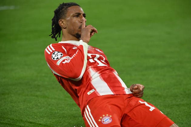 15.04.2026, xemx, Fussball UEFA Champions League, FC Bayern Muenchen - Real Madrid v.l. Torjubel nach dem Tor zum celebrating the goal celebrate 4:3 durch Michael Olise (FC Bayern Muenchen) (DFL DFB REGULATIONS PROHIBIT ANY USE OF PHOTOGRAPHS as IMAGE SEQUENCES and or QUASI-VIDEO) Muenchen