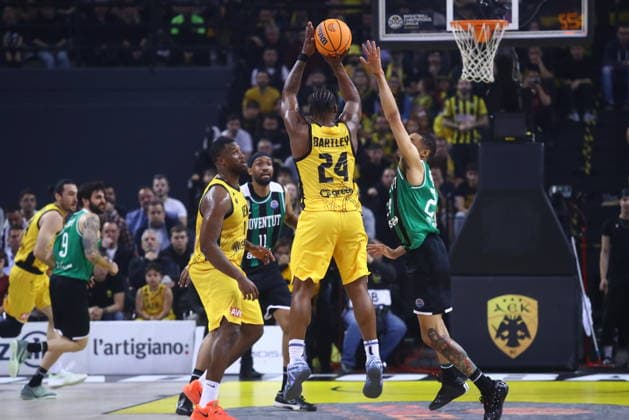 FIBA Basketball Champions League, AEK BC vs Asisa Joventut Quarter Finals - Frank Bartley of AEK BC in action during the FIBA Basketball Champions League Quarter Finals Game 3 basketball match between AEK BC vs Asisa Joventut in Athens, Greece, 15 April 2026. IMAGO ONE INCH PRODUCTIONS ATHENS Greece Copyright: xOnexInchxProductionsx 6934892