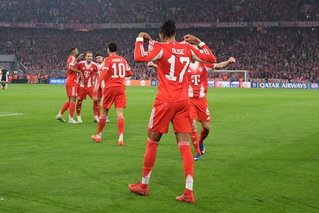 15.04.2026, xemx, Fussball UEFA Champions League, FC Bayern Muenchen - Real Madrid v.l. Torjubel nach dem Tor zum celebrating the goal celebrate 4:3 durch Michael Olise (FC Bayern Muenchen) (DFL DFB REGULATIONS PROHIBIT ANY USE OF PHOTOGRAPHS as IMAGE SEQUENCES and or QUASI-VIDEO) Muenchen