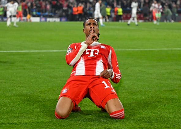 15.04.2026, Fussball UEFA Championsleague 2025 2026: Viertelfinale Rückspiel, FC Bayern München - Real Madrid, in der Allianz-Arena München, Michael Olise (FC Bayern München) jubelt.