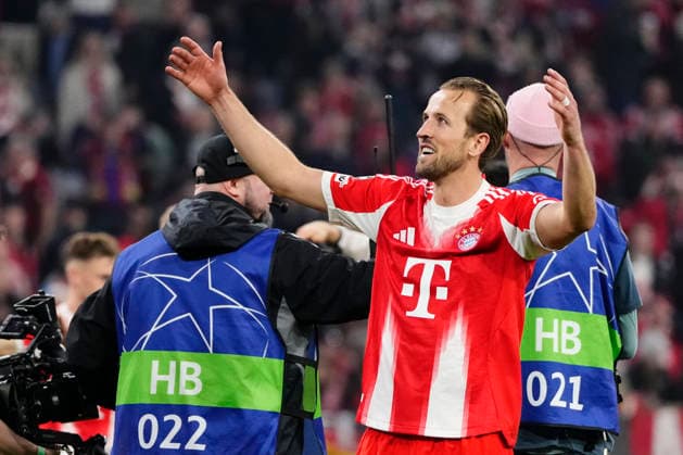 FC Bayern München v Real Madrid CF - UEFA Champions League 2025 26 Quarter-Final Second Leg Harry Kane centre-forward of Bayern Munchen and England celebrates the victory after winning the UEFA Champions League 2025 26 Quarter-Final Second Leg match between FC Bayern München and Real Madrid CF at Football Arena Munich on April 15, 2026 in Munich, Germany. Munich Germany  Copyright: xJosexBretonx originalFilename:bretonhernandez-fcbayern260415_np1mZ.jpg