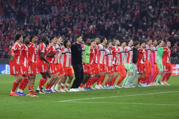 Fußball UEFA Champions League Viertelfinale Rückspiel FC Bayern München - Real Madrid am 15.04.2026 in der Allianz Arena in München Spieler des Fc Bayern München feiern den Einzug ins Halbfinale