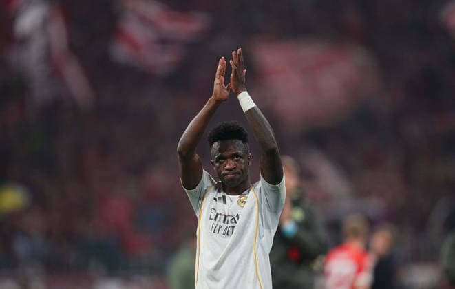 Vinicius Junior (Real Madrid) with post game despair during Bayern Munich and Real Madrid, UEFA Champions league Quarter Final UEFA Champions League, at Allianz Arena, Munich, Germany on April 15, 2026. Thor Wegner DeFodi Images. (Photo by DeFodi Images) -