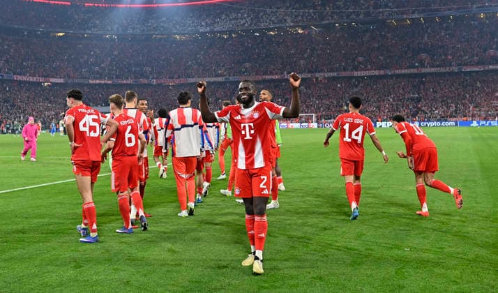 nach Spielende: Schlussjubel, Freude, Glueck, Jubel Dayot Upamecano FC Bayern Muenchen FCB (02) FC Bayern Muenchen FCB vs Real Madrid UEFA CL Champions League Viertelfinale Rueckspiel 15.04.2026 DFL REGULATIONS PROHIBIT ANY USE OF PHOTOGRAPHS AS IMAGE SEQUENCES AND OR QUASI-VIDEO FC Bayern Muenchen FCB vs Real Madrid CL Champions League