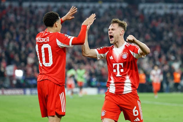 15.04.2026, xjrdrx, Fussball UEFA Champions League, FC Bayern Muenchen - Real Madrid v.l. Jubel, Freude über den Sieg Jamal Musiala (FC Bayern Muenchen) Joshua Kimmich (FC Bayern Muenchen) (DFL DFB REGULATIONS PROHIBIT ANY USE OF PHOTOGRAPHS as IMAGE SEQUENCES and or QUASI-VIDEO) Muenchen