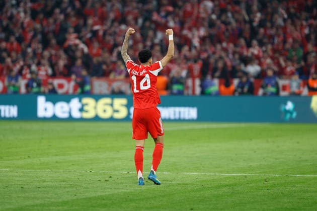 15.04.2026, xjrdrx, Fussball UEFA Champions League, FC Bayern Muenchen - Real Madrid v.l. Torjubel nach dem Tor zum celebrating the goal celebrate 3:3 durch Luis Diaz (FC Bayern Muenchen) (DFL DFB REGULATIONS PROHIBIT ANY USE OF PHOTOGRAPHS as IMAGE SEQUENCES and or QUASI-VIDEO) Muenchen
