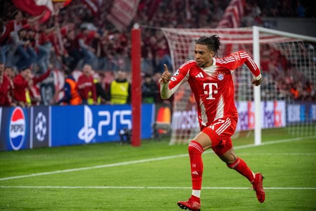 Fußball, Herren, Saison 2025 2026, Champions League (Viertelfinale, Rückspiel), FC Bayern München - Real Madrid, Michael Olise (Bayern München), Jubel nach Tor zum 4:3, 15.04. 2026, Copyright: xMatthiasxKochx