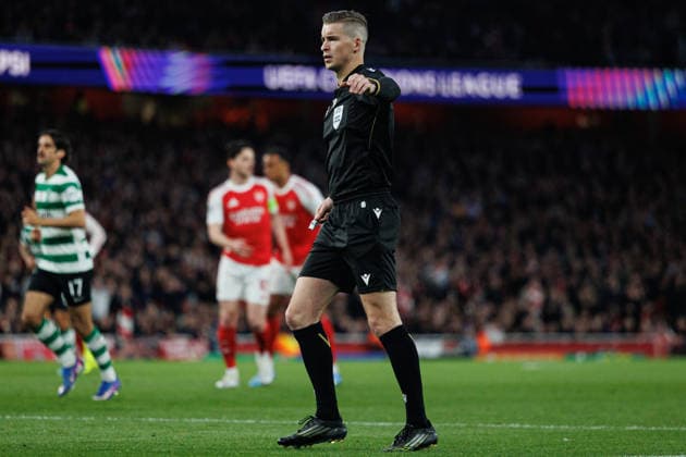 Francois Letexier seen during UEFA Champions League quarterfinal game between teams of Arsenal FC and Sporting CP at Emirates Stadium (Maciej Rogowski Ball Raw Images) London Emirates Stadium United Kingdom Copyright: xMaciejxRogowskix MaciejRogowskiArsenalSporting2526262