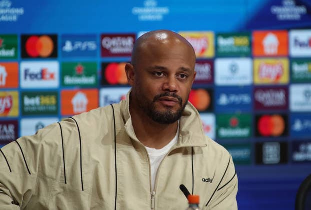 Fussball, Herren, Champions League, Saison 2025 2026, FC Bayern München - Real Madrid, Viertelfinale Rückspiel, Allianz Arena Vincent Kompany, Trainer (FC Bayern München) bei der Pressekonferenz nach dem Spiel, Kopf, Portrait