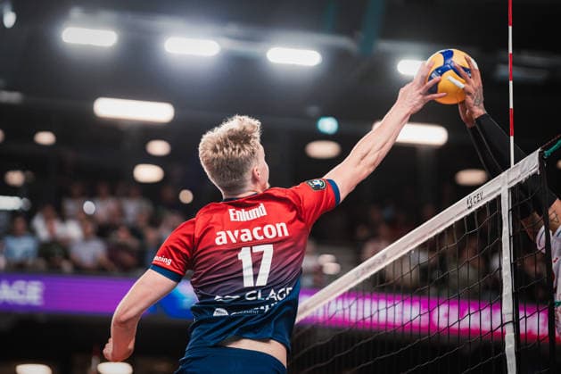 CEV Cup: SVG Lüneburg - Gas Sales Bluenergy Piacenza, 15.04.2026 Axel Enlund (SVG Lüneburg, 17) am Netz; CEV Volleyball Cup, Finale, Hinspiel: SVG Lüneburg vs. Gas Sales Bluenergy Piacenza am 15.04.2026 in der LKH-Arena, Lüneburg Copyright: xBEAUTIFULxSPORTS Tonhäuserx