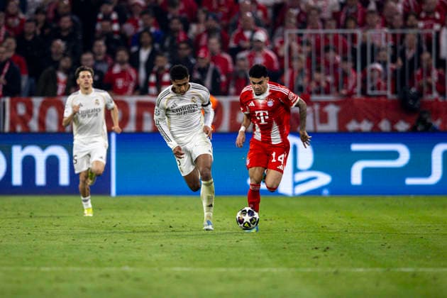 Jude Bellingham Luis Diaz seen during UEFA Champions League quarterfinal game between teams of FC Bayern Munich and Real Madrid CF at Allianz Arena Germany (Grzegorz Wajda Ball Raw Images) Munich Allianz Arena Germany Copyright: xGrzegorzxWajdax grzegorzwajda_uclquarterfinalbayernreal2526__518