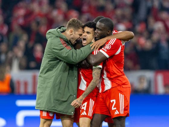 Bayern Torjubel mit Bayerns Josip STANISIC, Torschuetze LUIS DIAZ und Dayot UPAMECANO nach Tor zum 3:3. Fussball: Bayern - Real Madrid 4:3. Fußball Championsleague, FC Bayern München - Real Madrid Viertelfinale, Rueckspiel, Saison 2025-2026, am 15.04.2026 in Muenchen, A L L I A N Z A R E N A, Deutschland. Quelle Copyright Credit : Oryk HAIST