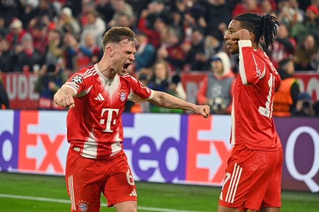 Torjubel Joshua KIMMICH (Bayern Muenchen), mit dem Torschuetzen Michael OLISE (Bayern Muenchen,re),Jubel,Freude,Begeisterung, Aktion. Fussball Champions League,Saison 2025 26, Viertelfinale FC Bayern-Muenchen -Real Madrid 4-3 am 15.04.2026 A L L I A N Z A R E N A.